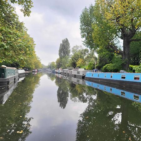 Comfy Canal Boat In Little Venice For Family & Friends Hotel Лондон Екстериор снимка