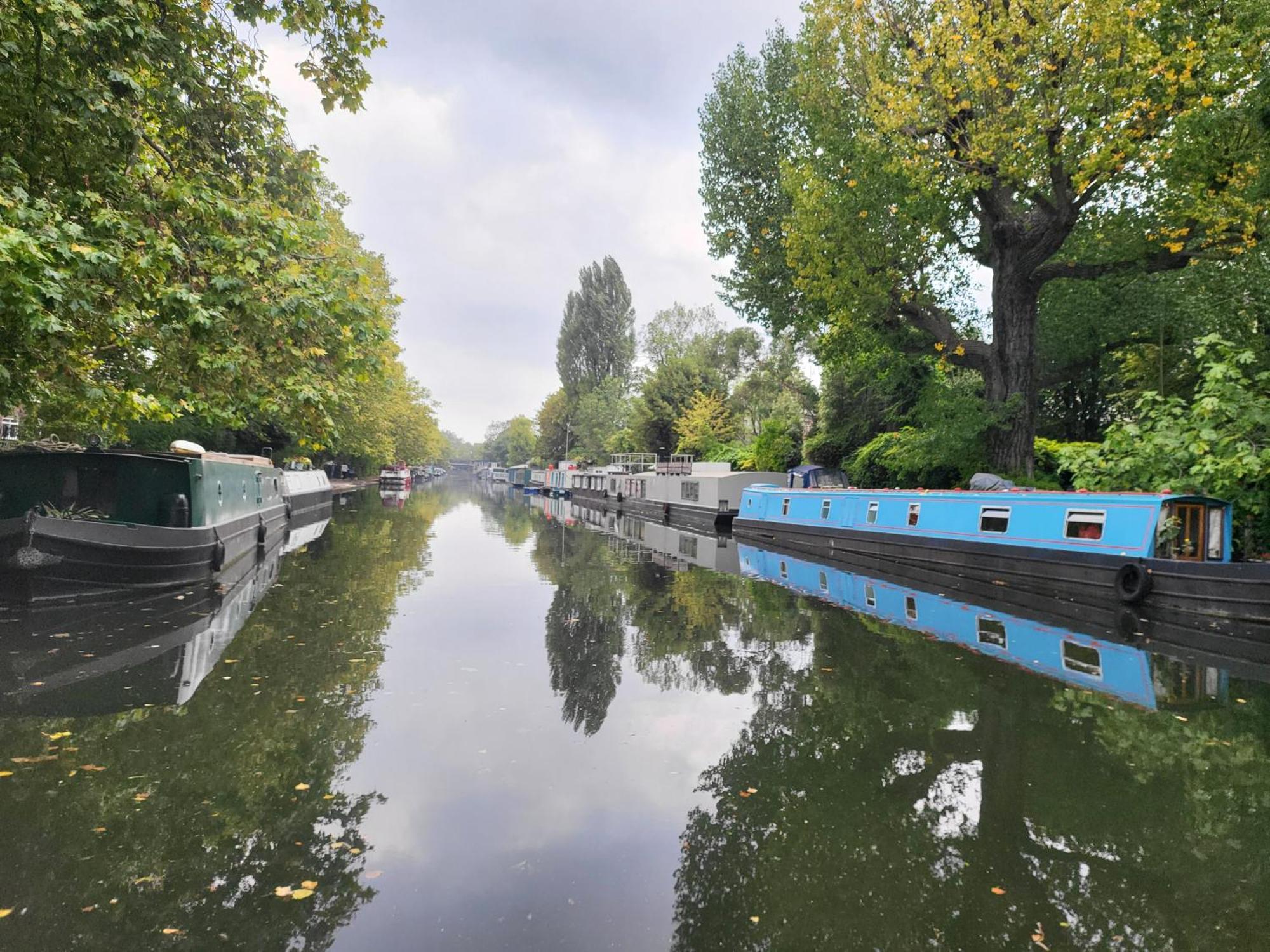 Comfy Canal Boat In Little Venice For Family & Friends Hotel Лондон Екстериор снимка