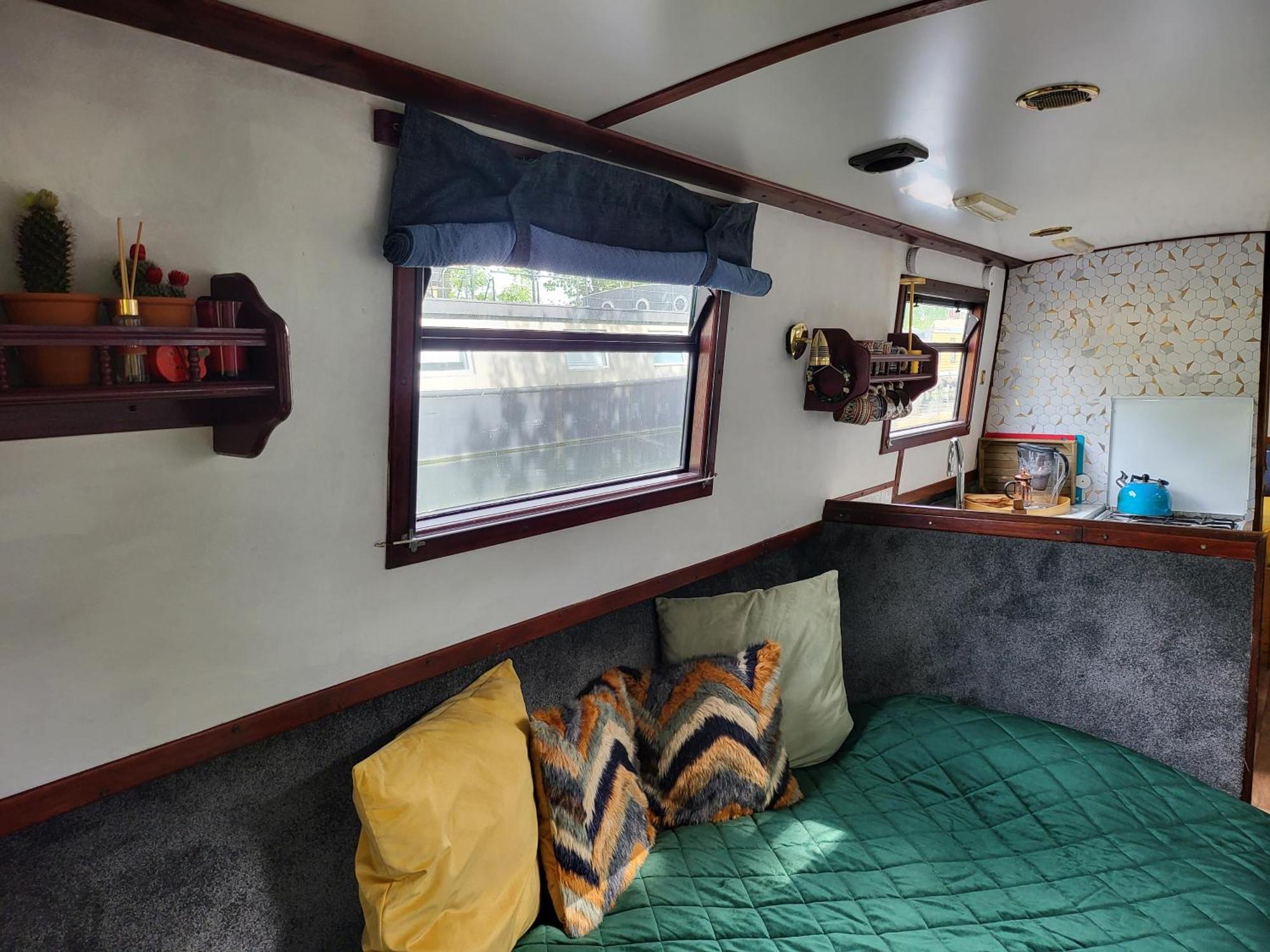 Comfy Canal Boat In Little Venice For Family & Friends Hotel Лондон Екстериор снимка